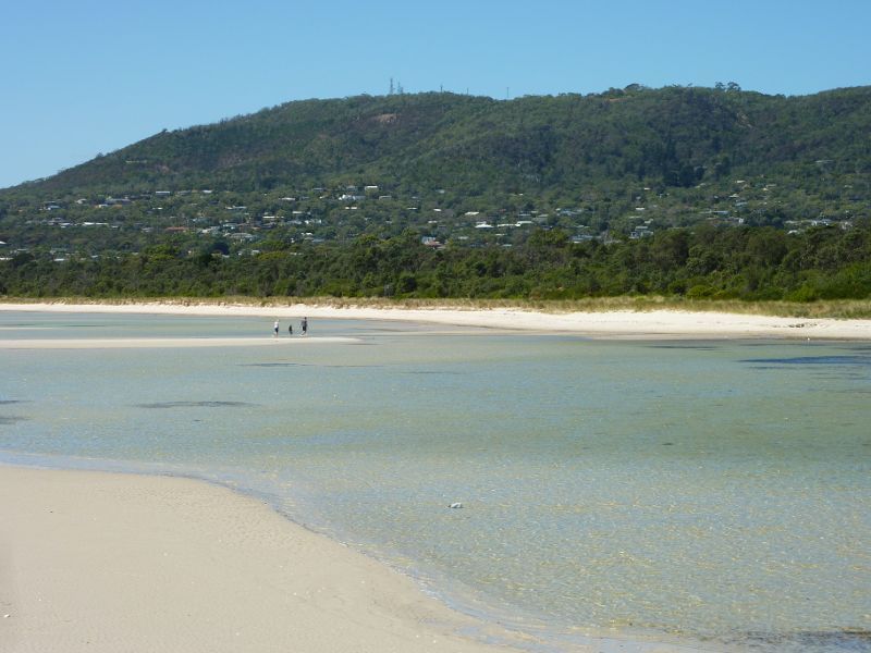 Rosebud - Rosebud Pier, Jetty Road: View towards Arthurs Seat peak