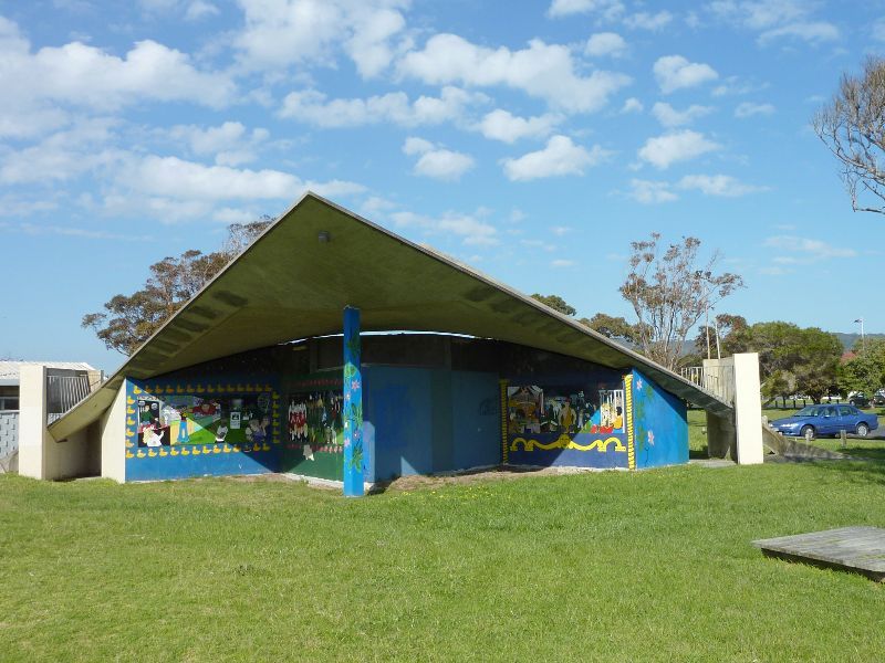 Rosebud - Village Green, Point Nepean Road opposite 6th and 7th Avenues: Soundshell