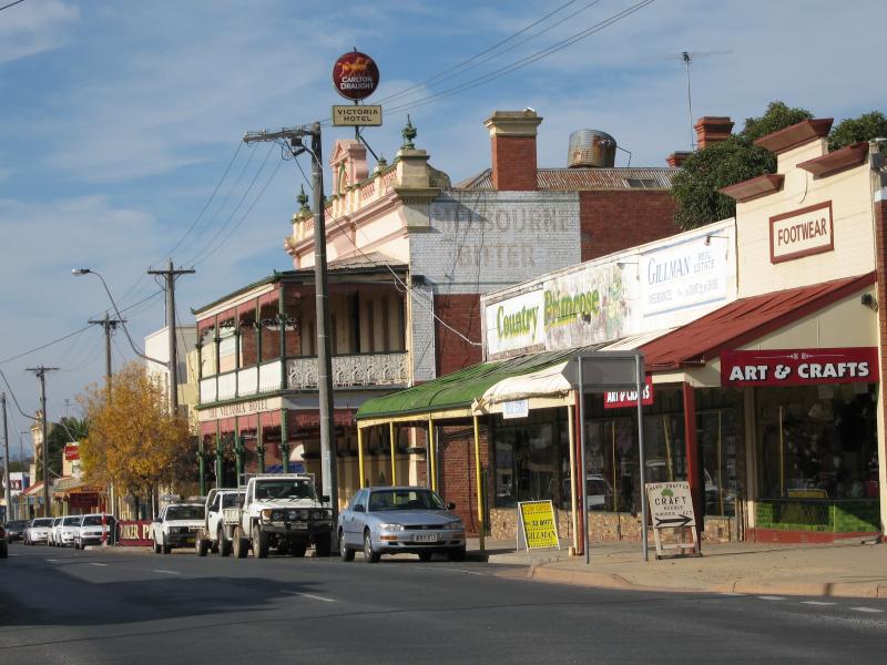 Rutherglen - Commercial centre and shops, Main Street - View south-east along Main St towards Victoria Hotel