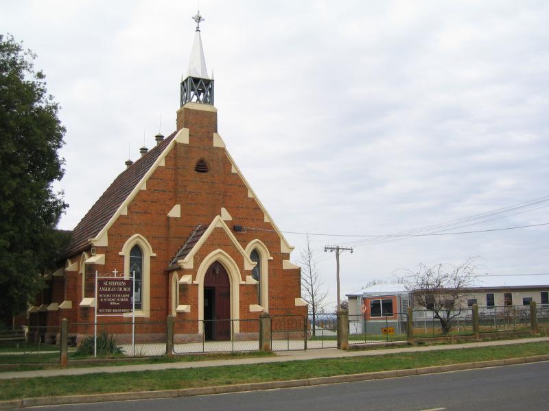 Rutherglen photos Travel Victoria & visitor guide