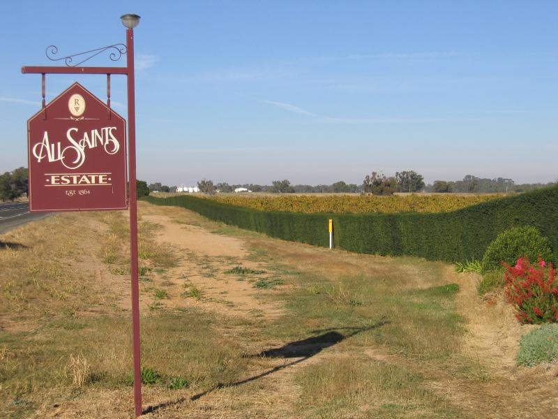Rutherglen - All Saints Winery, Wahgunyah: Entrance to winery at All Saints Rd