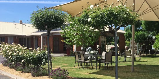 Wine Village Motor Inn