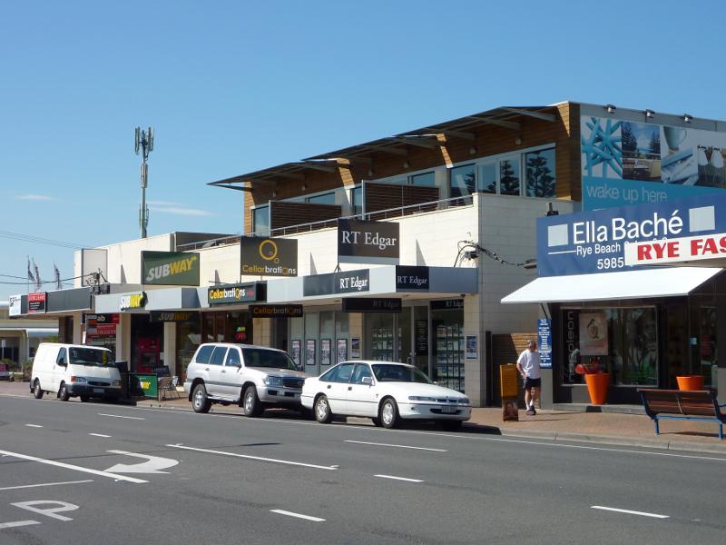 Rye - Commercial centre and shops, Point Nepean Road: View east along Point Nepean Rd towards Lyons St