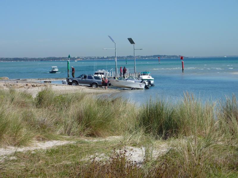 Rye - Foreshore, beach and boat ramp on west side of Rye Pier: View west along foreshore towards boat ramp