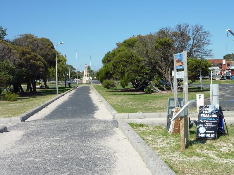 Rye - Views of foreshore, beach and bay from Rye Pier: View south through foreshore park at entrance to pier