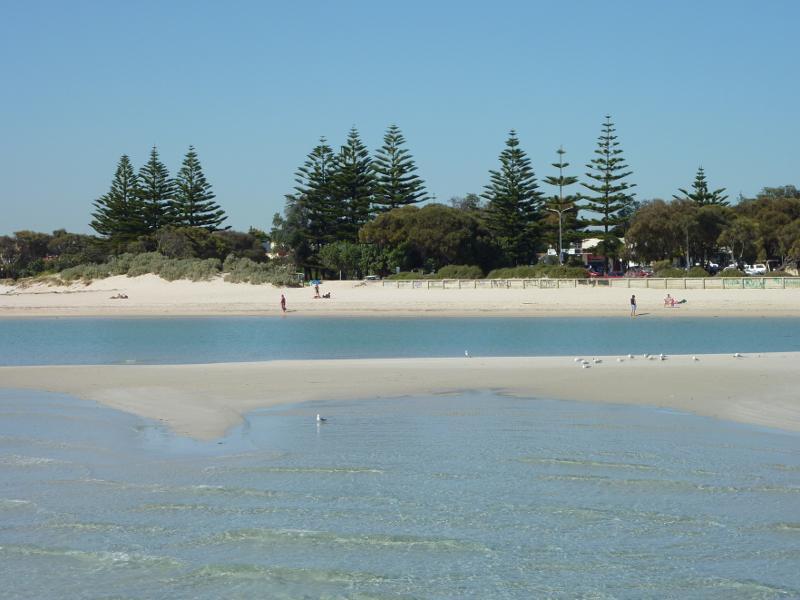 Rye - Views of foreshore, beach and bay from Rye Pier: View south towards beach and foreshore