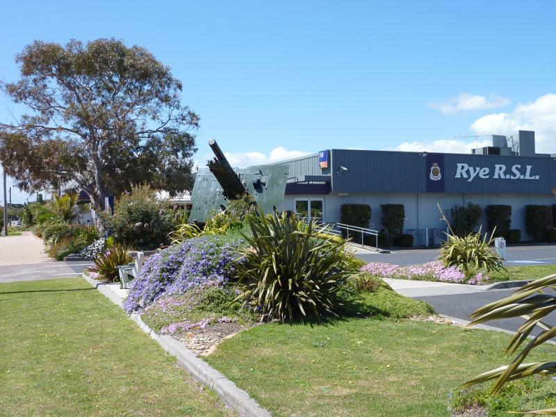 Rye - Around Rye: Rye RSL, Nelson St between Napier St and Lyons St