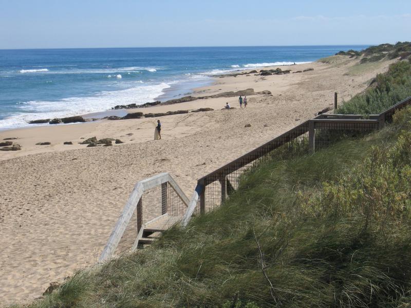 Rye - Rye Ocean Beach, Dundas Street at St Andrews Beach: View north-west along coast