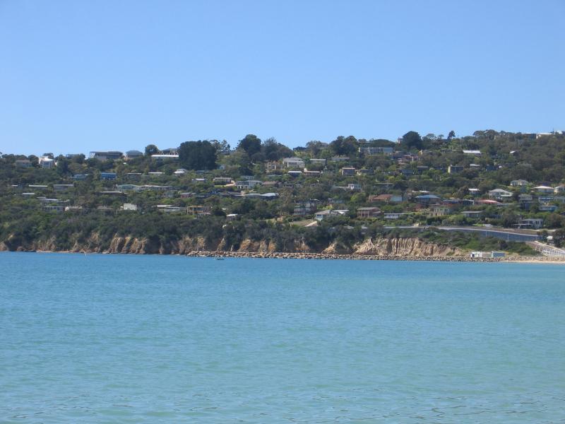 Safety Beach - Jetty and boat ramp area: View north along coast towards Mt Martha from jetty