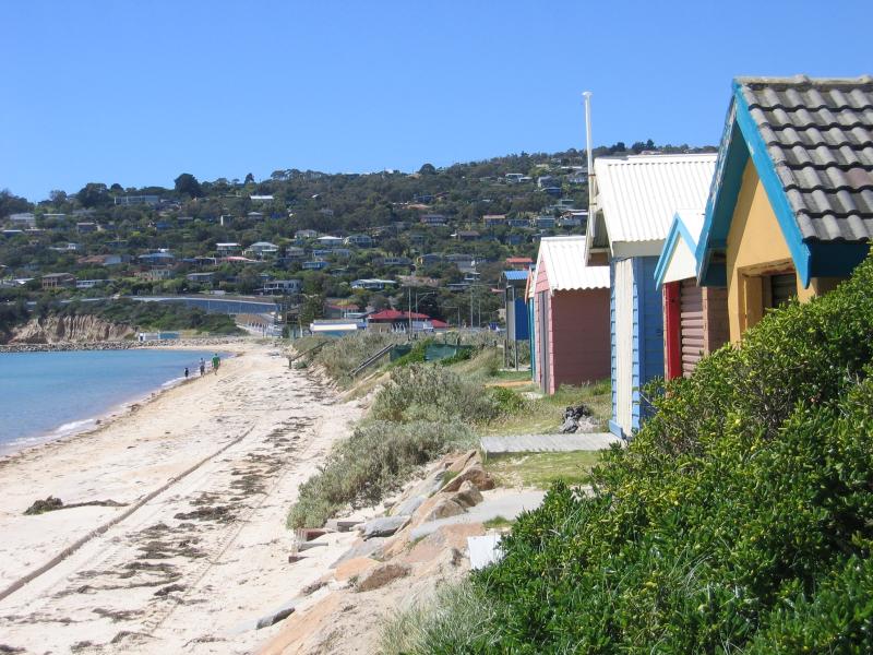 Safety Beach - Beach, coast and foreshore: View north along coast from opposite Victoria St