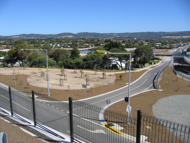 Safety Beach - Views from around Bruce Road: View south from Bruce Rd service road at Oban Rd