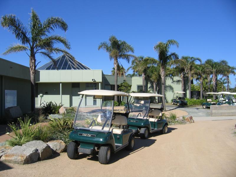 Safety Beach - Safety Beach Country Club - Golf buggies at clubhouse