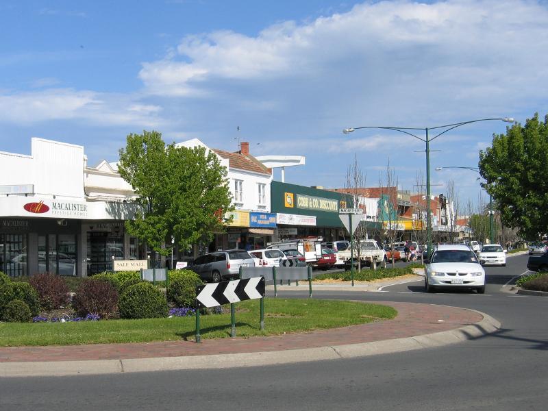Sale - Commercial centre and shops, Cunninghame Street and Raymond Street: View south along Raymond St at Macarthur St