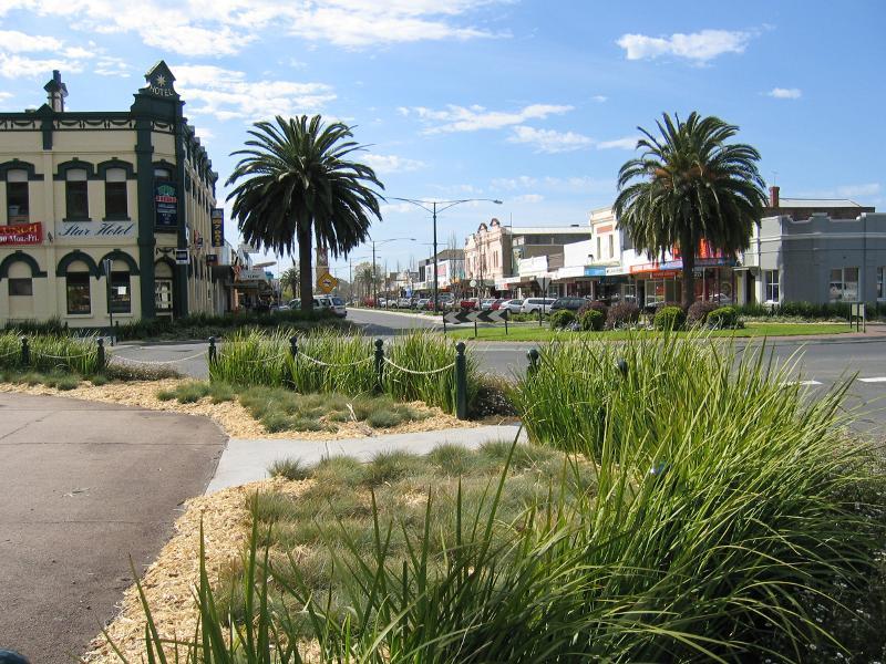 Sale - Commercial centre and shops, Cunninghame Street and Raymond Street: View north along Raymond St towards MacAlister St