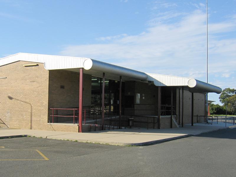 Sale - Around the town: Sale railway station, Pettit Dr