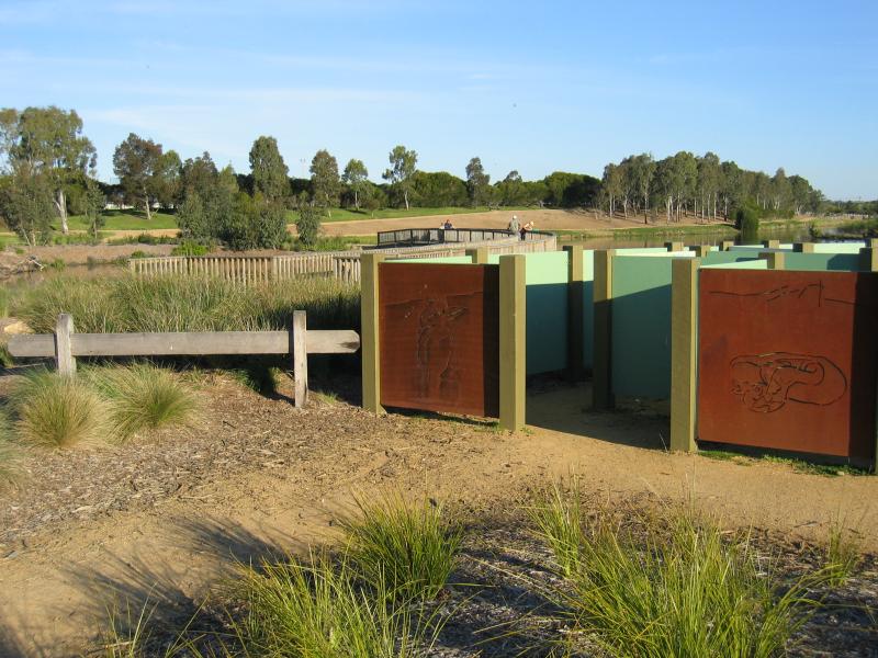 Sale - Lake Guyatt: Lake Guyatt, maze