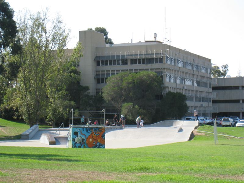 Sale - Port of Sale precinct, Canal Road and McMillan Street along Flooding Creek: Skate park and Port of Sale Business Centre, Canal Rd