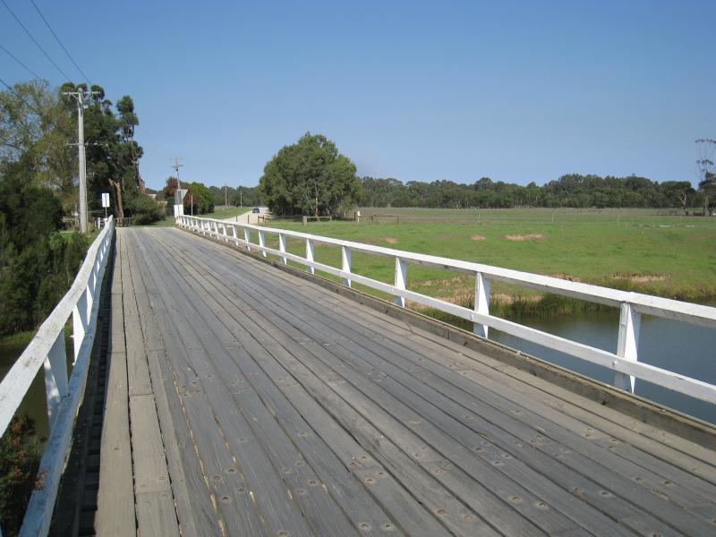 Sale - Port of Sale precinct, Canal Road and McMillan Street along Flooding Creek: View south along bridge at Park St over canal