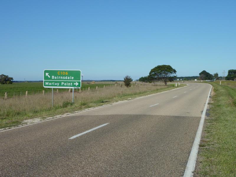Sale - Bengworden Road, north-east of Sale: View east along Bengworden Rd towards Marlay Point Rd