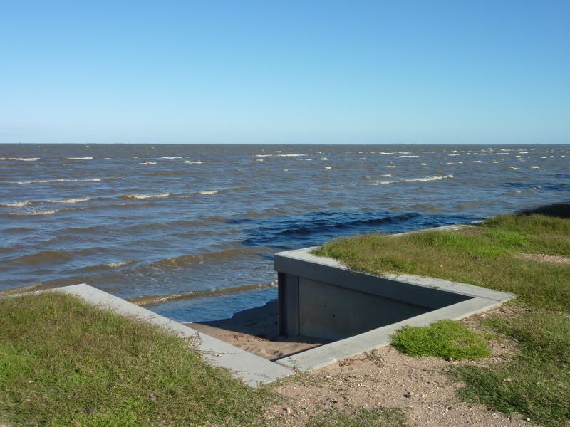Sale - Marlay Point and foreshore reserve, Lake Wellington: View of lake from foreshore south of shelter