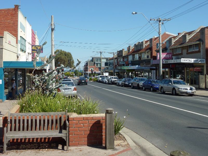 Sandringham - Shops and commercial centre, Bay Road, Station Street and Melrose Street: View west along Bay St west of Trentham St