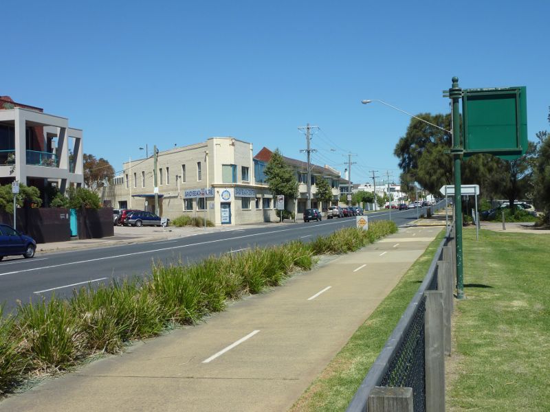 Sandringham - Beach Road: View south-east along Beach Rd towards Sims St