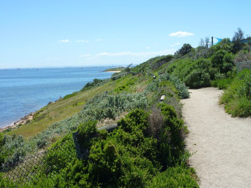 Sandringham - Beach and coastline opposite Tennyson Street: North-westerly view along coast