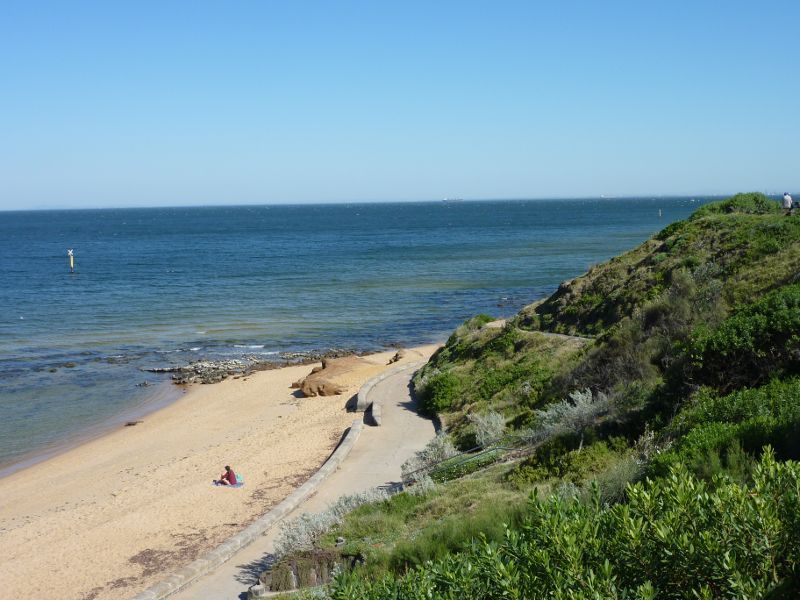 Sandringham - Beach and foreshore park between Sims Street and band rotunda: North-westerly view along coast