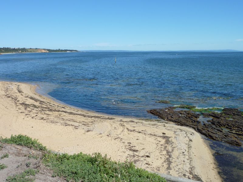 Sandringham - Picnic Point, beach south of Jetty Road: View across bay
