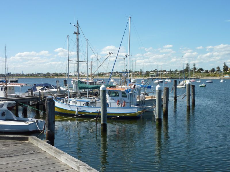 Sandringham - Picnic Point, Hampton Pier: Northerly view from pier towards Hampton