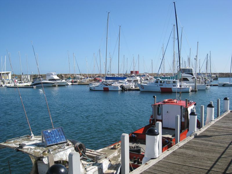 Sandringham - Picnic Point, Hampton Pier: View from pier towards boat harbour and breakwater