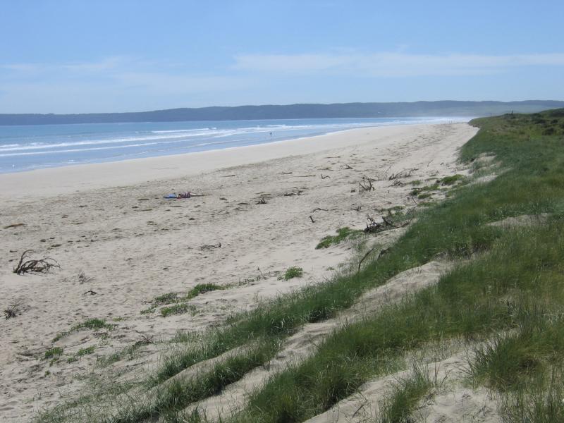 Sandy Point - Foreshore Reserve and beach at Surfers Walk: View north-west along beach