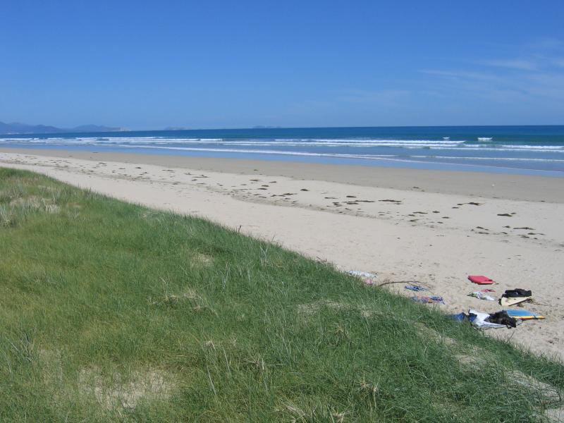 Sandy Point - Ned Neals Lookout and beach, western end of Beach Parade: View south-east along beach
