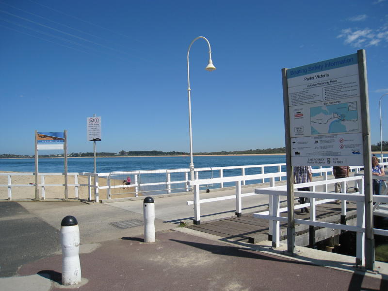 San Remo - San Remo Jetty: Entrance to jetty