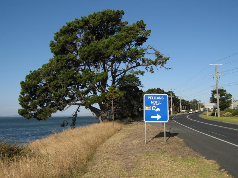 San Remo - Phillip Island Road through San Remo: View east along Phillip Island Rd towards Back Beach Rd