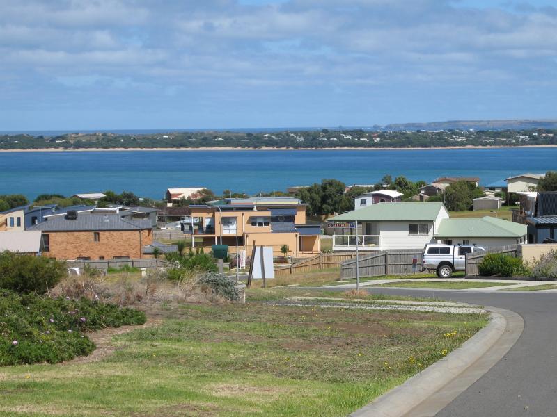 San Remo - Views from Shetland Heights Road and surrounding housing estates: View west along Halcyon Av