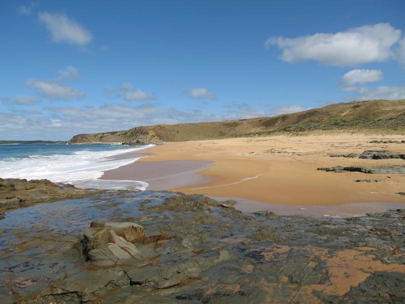 San Remo - Bore Beach, Potters Hill Road: View west along beach