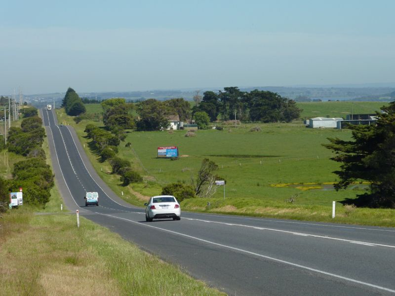 San Remo - Phillip Island Road between San Remo and Anderson: View west along Phillip Island Rd towards Punchbowl Rd