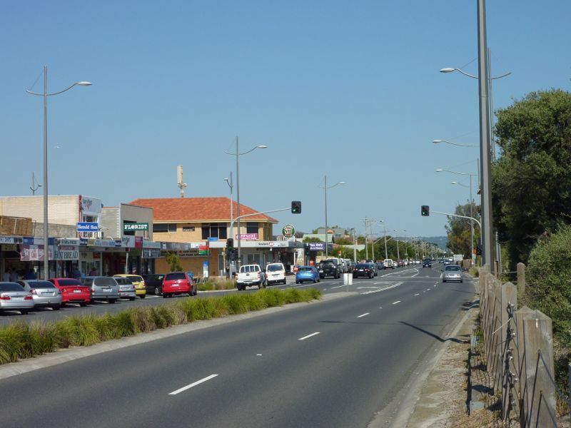 Seaford - Shops, Nepean Highway north of Station Street - View south along Nepean Hwy towards Station St