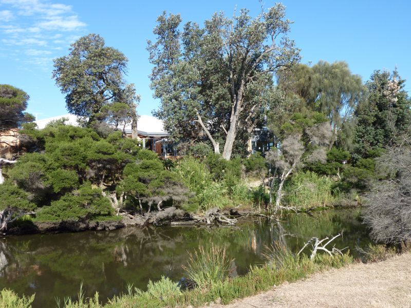 Seaford - Broughton Reserve and Kananook Creek, Station Street: Kananook Creek