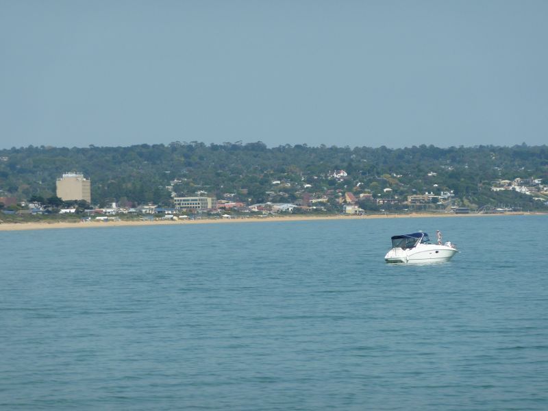 Seaford - Seaford Pier and surrounding beaches: Southerly view from pier towards Frankston