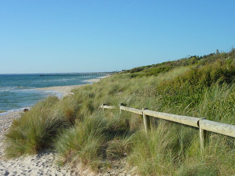 Seaford - Beach opposite Seaford Road: View north along beach from foreshore