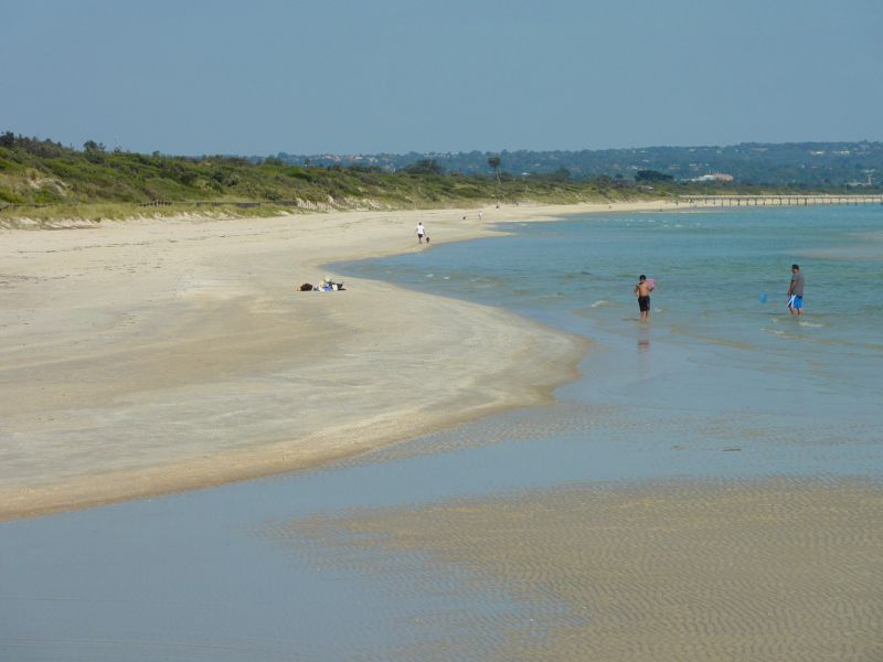 Seaford - Beach at Riviera Outfall: View south along beach