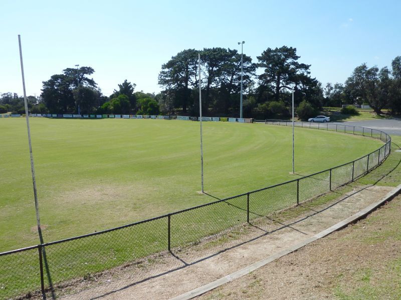 Seaford - R.F. Miles Reserve, Seaford Road: View across oval