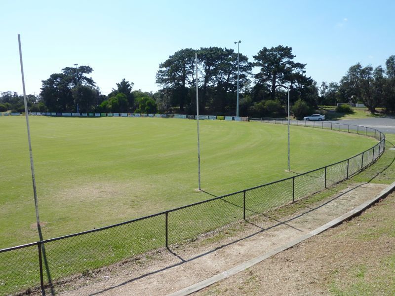 Seaford - R.F. Miles Reserve, Seaford Road - View across oval