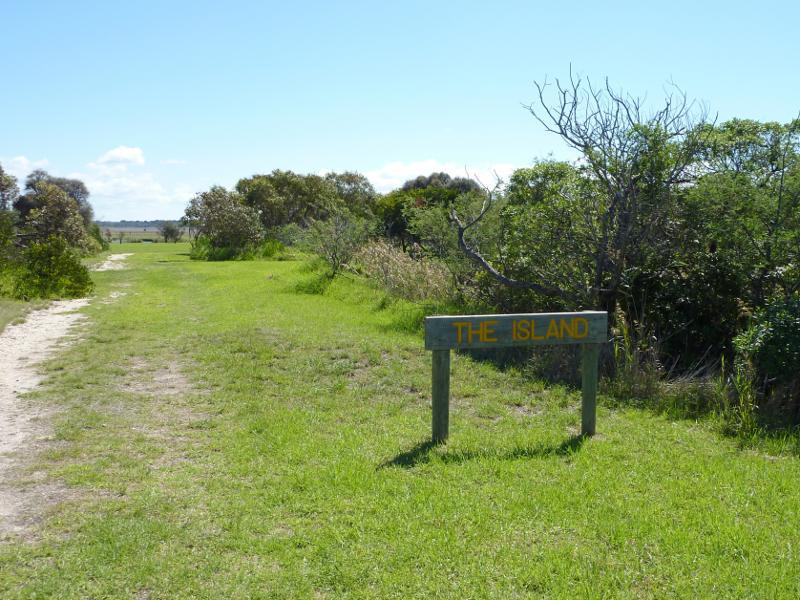 Seaspray - Reserve north of Buckley Street, along Merriman Creek and The Island - Entrance to The Island