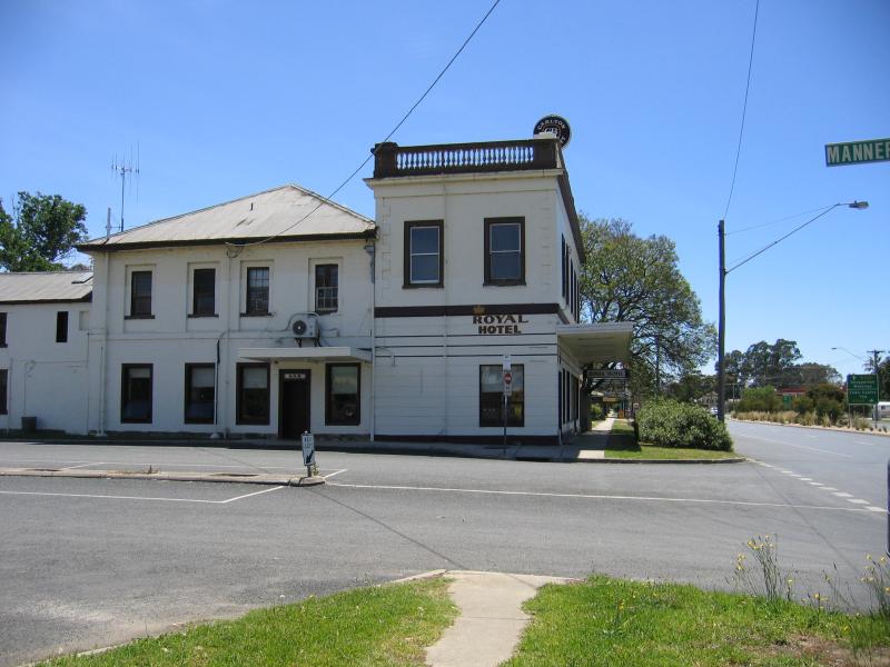 Seymour - Tallarook Street and Emily Street areas: Royal Hotel, corner Manners St and Emily St
