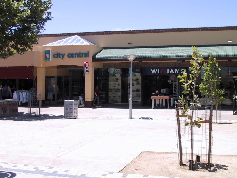 Shepparton - Commercial centre and shops: City Central Shopping Centre, Maude Street Mall