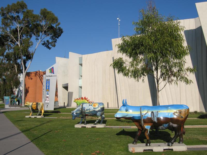 Shepparton - Cultural precinct, Wellsford Street: Shepparton Art Gallery at Eastbank Centre, view south along Welsford St
