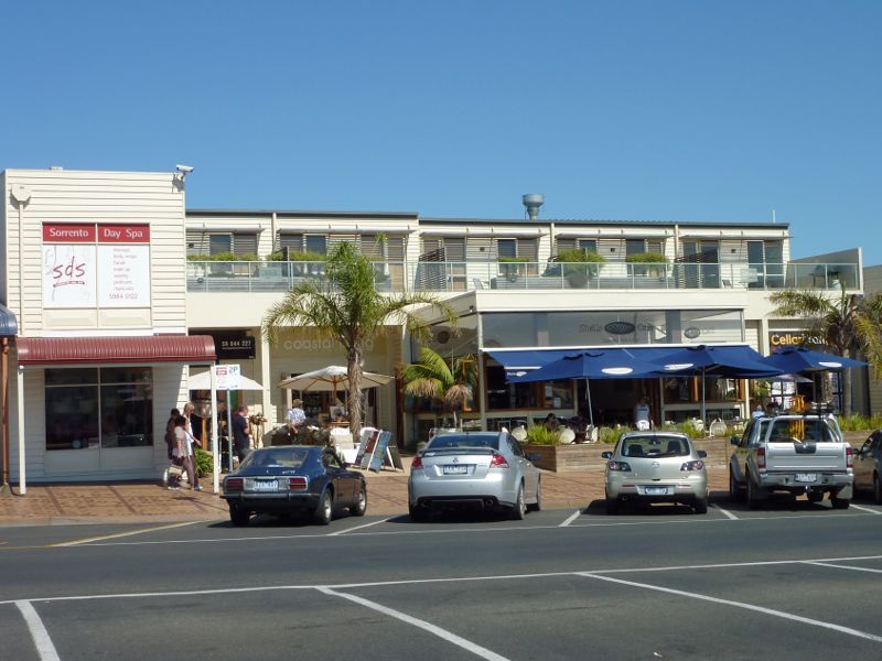 Sorrento - Shops and commercial centre, Ocean Beach Road: Sorrento Day Spa and Shells Cafe, south side of Ocean Beach Rd, west of Kerferd Av